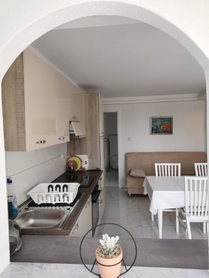 Apartma Kantina Ankaran Bagian luar foto