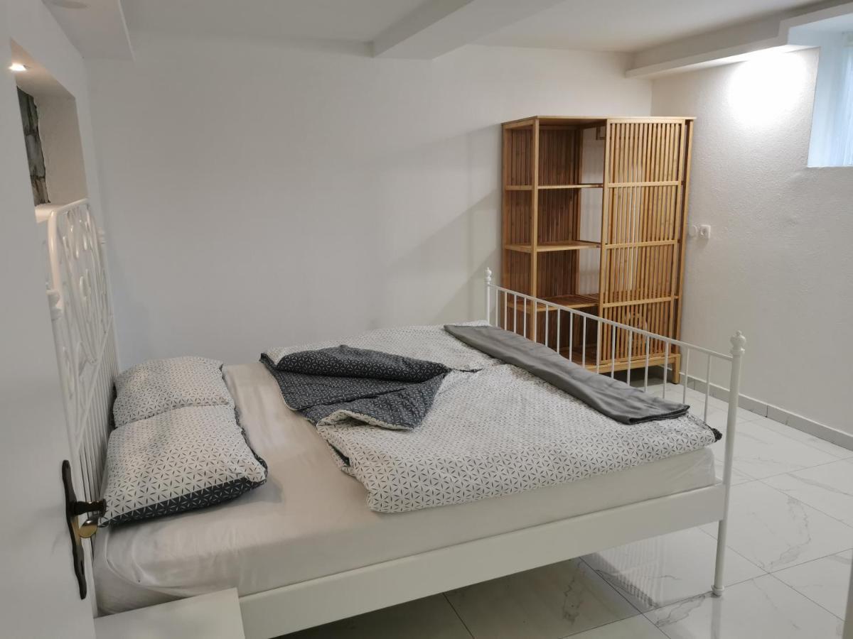 Apartma Kantina Ankaran Bagian luar foto