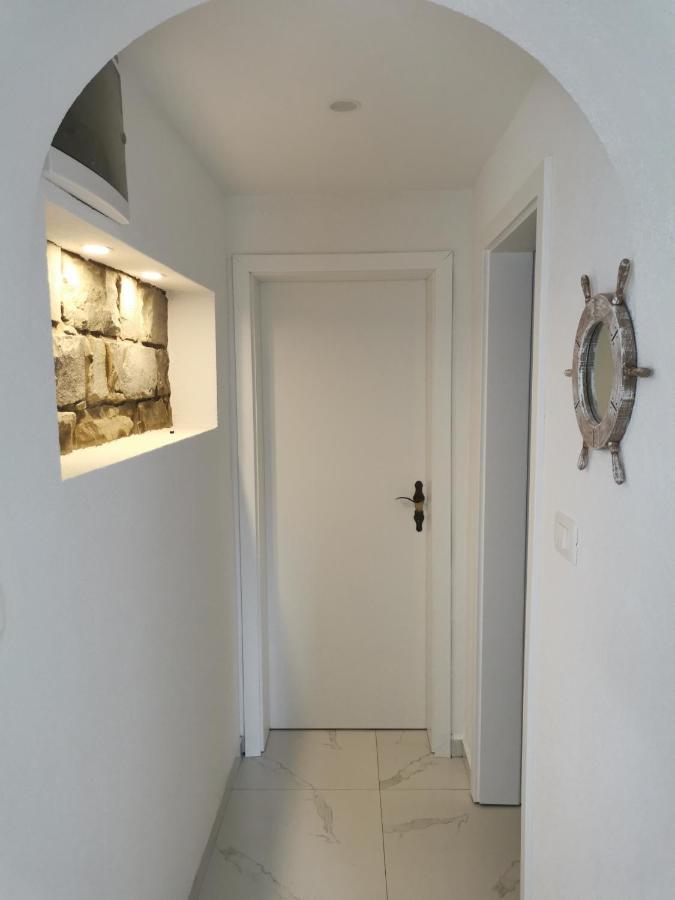 Apartma Kantina Ankaran Bagian luar foto