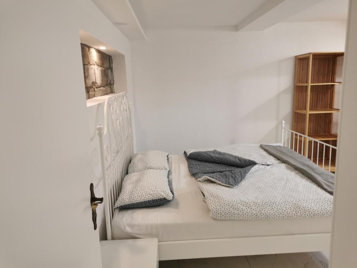 Apartma Kantina Ankaran Bagian luar foto